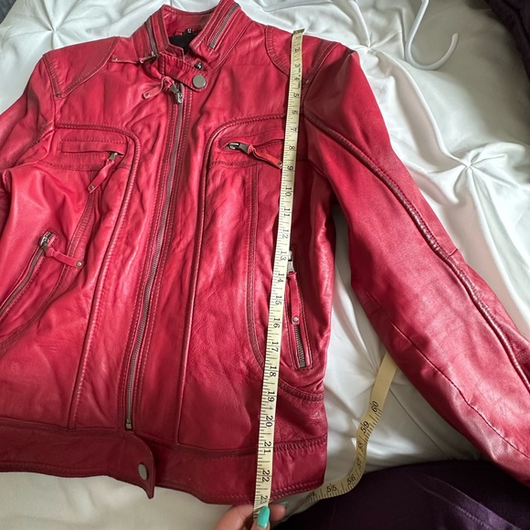 Red biker leather jacket - Picture 8 of 9